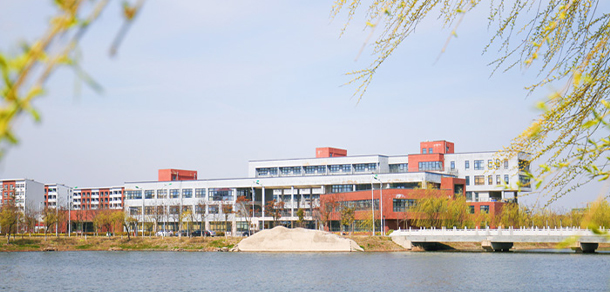 我的大學(xué)-大學(xué)志