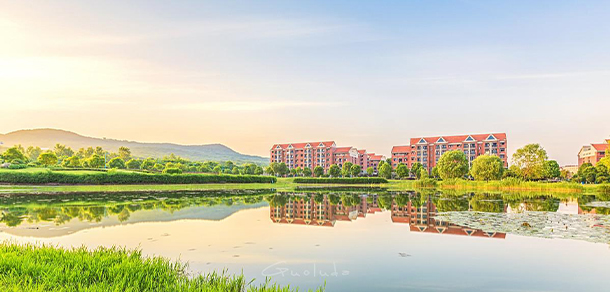 南京傳媒學院 - 最美大學