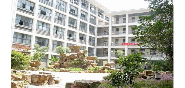 揚州環(huán)境資源職業(yè)技術學院 - 最美大學