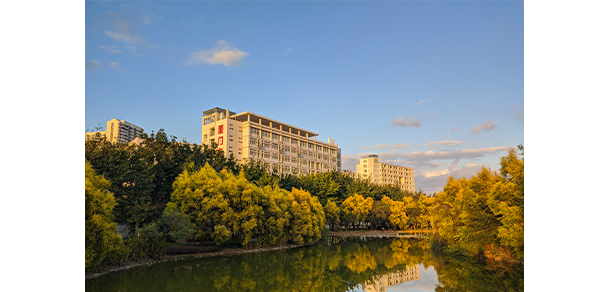 廈門東海職業(yè)技術(shù)學院 - 最美大學