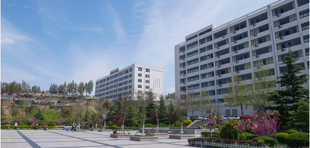 青島恒星科技學院 - 最美大學