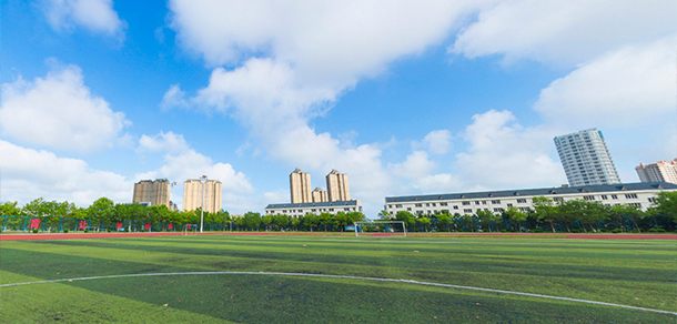 山東外事職業(yè)大學 - 最美大學