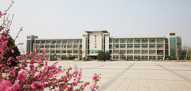 濟南工程職業(yè)技術學院 - 最美大學