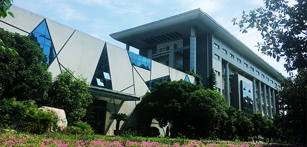 黃淮學院 - 最美大學