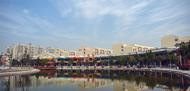 河南經(jīng)貿(mào)職業(yè)學院 - 最美大學