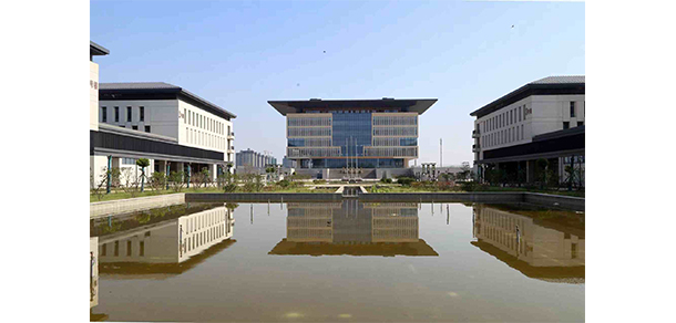 洛陽文化旅游職業(yè)學(xué)院 - 最美大學(xué)
