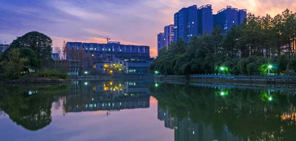 吉首大學 - 最美院校