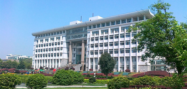 湘潭大學興湘學院 - 最美院校