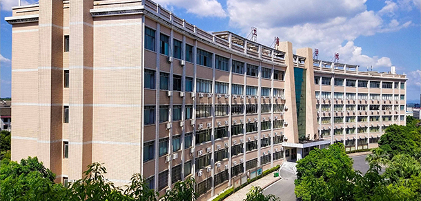 湖南工商職業(yè)學院 - 最美大學