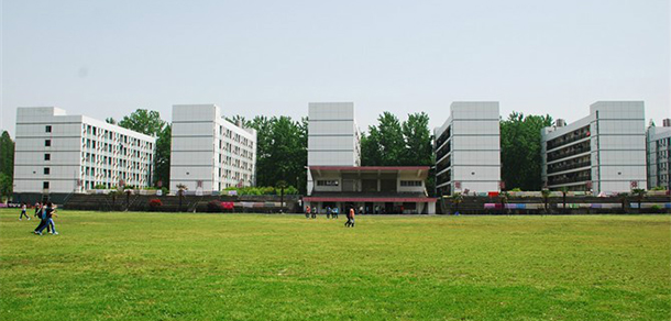 湖北大學知行學院 - 最美大學