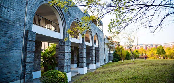 武漢設(shè)計工程學院