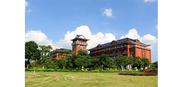 南方醫(yī)科大學 - 最美大學