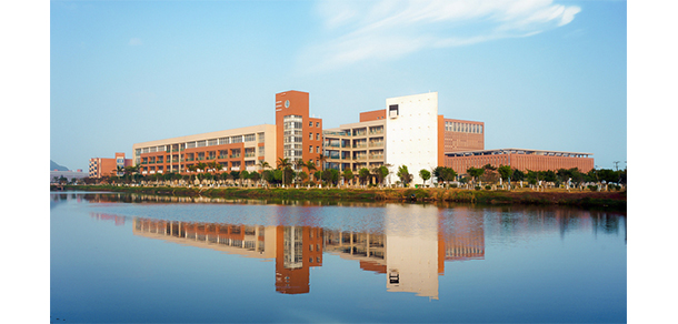 珠海科技學(xué)院 - 最美大學(xué)