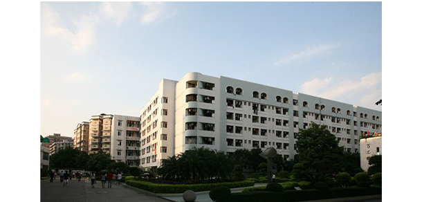 廣州民航職業(yè)技術學院 - 最美大學