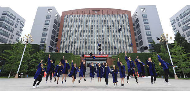 我的大學(xué)-大學(xué)志