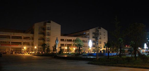 貴陽護理職業(yè)學院 - 最美大學