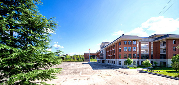 貴州銅仁數據職業(yè)學院 - 最美大學