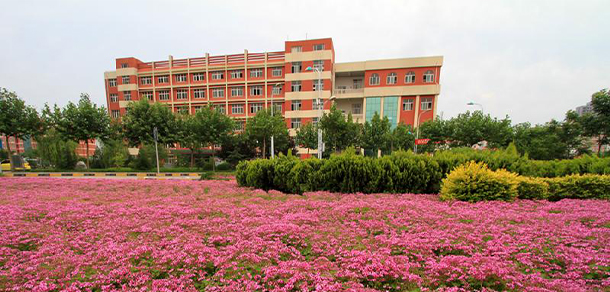 陜西中醫(yī)藥大學 - 最美大學