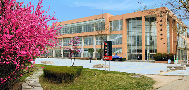 我的大學-大學志
