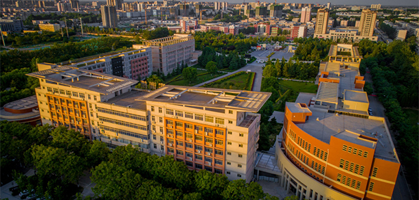 我的大學-大學志