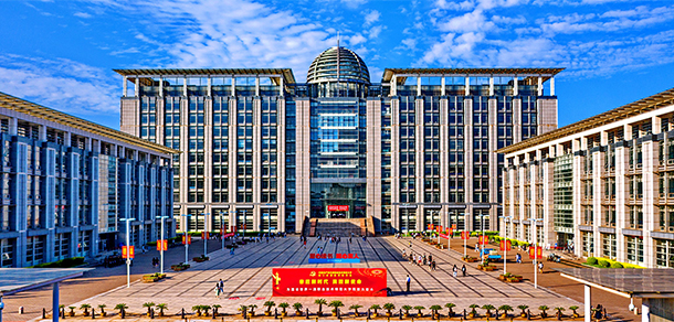 我的大學(xué)-大學(xué)志