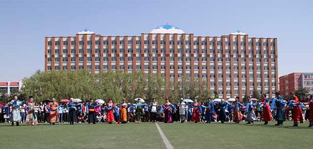 呼和浩特民族學(xué)院 - 最美院校