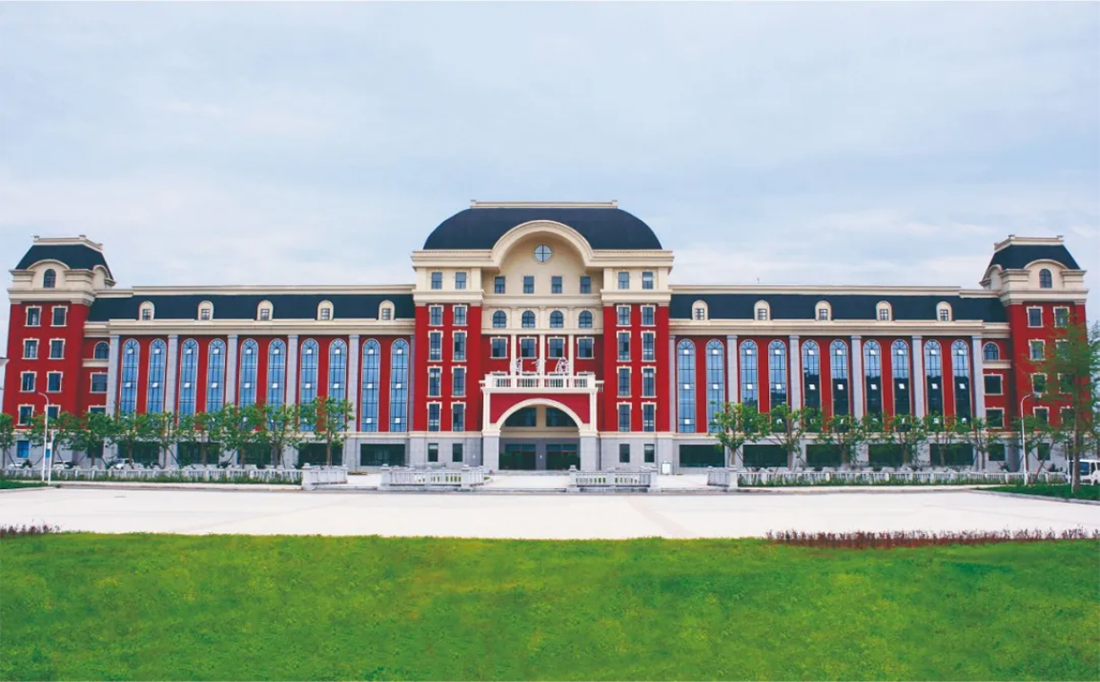 歡迎報(bào)考遼寧師范大學(xué)海華學(xué)院