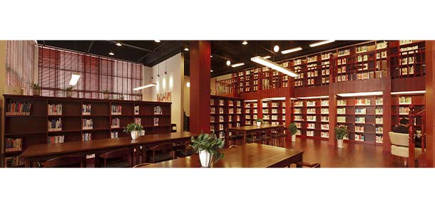 上海商學院 - 最美院校